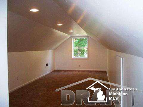 55 Forest Street River Rouge, MI 48218 - Photo 10 of 15 175595-9.JPG