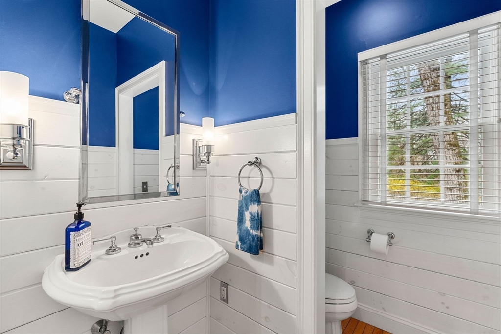 65 Deerpath Road Dedham, MA 02026 - Photo 17 of 39