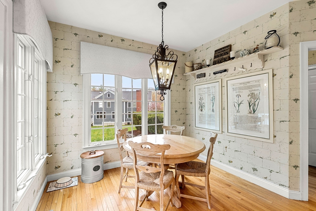 65 Deerpath Road Dedham, MA 02026 - Photo 4 of 39