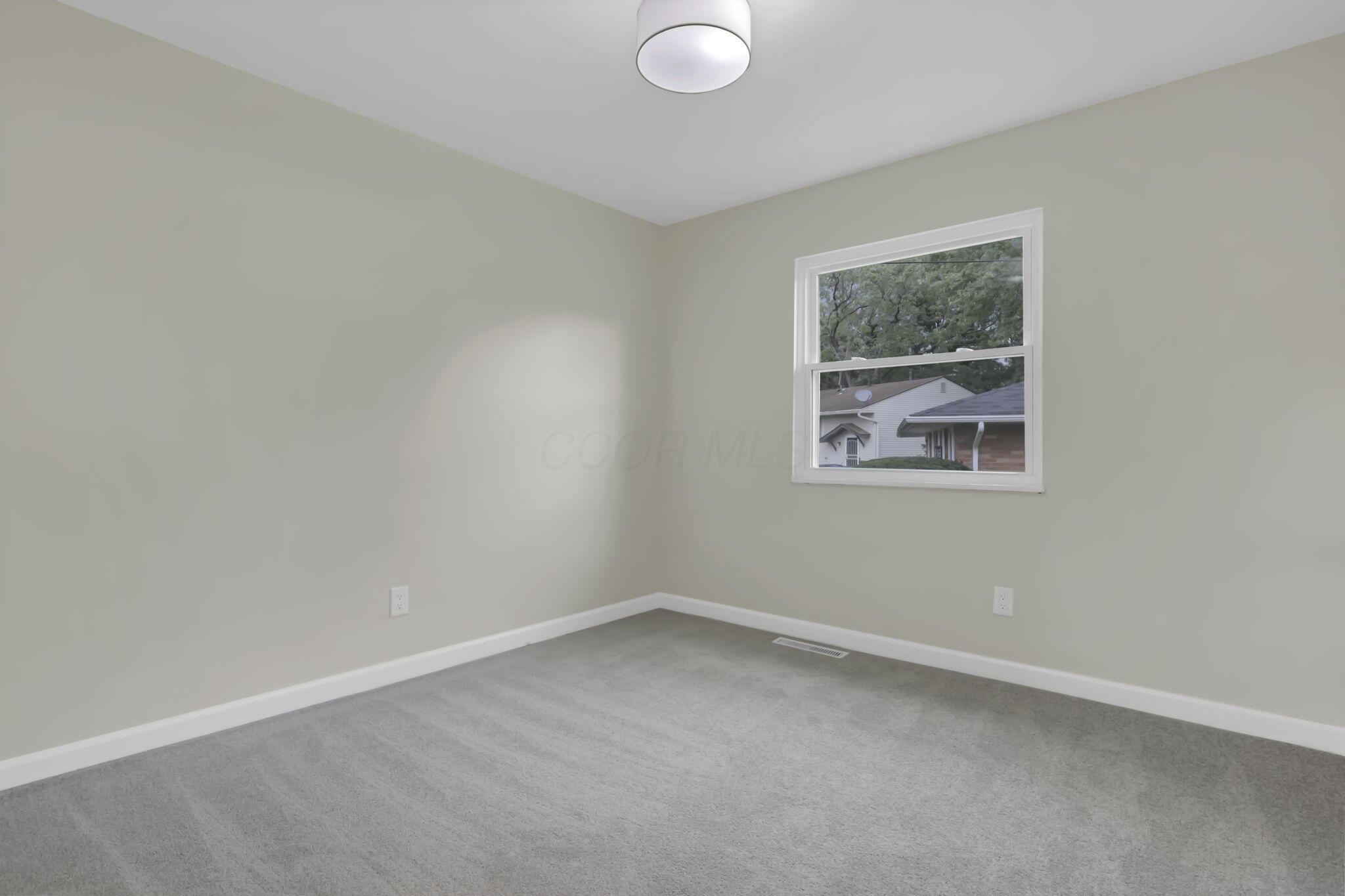 2714 Roxbury Road Columbus, OH 43219 - Photo 14 of 19 27-web-or-mls-4E7A1035