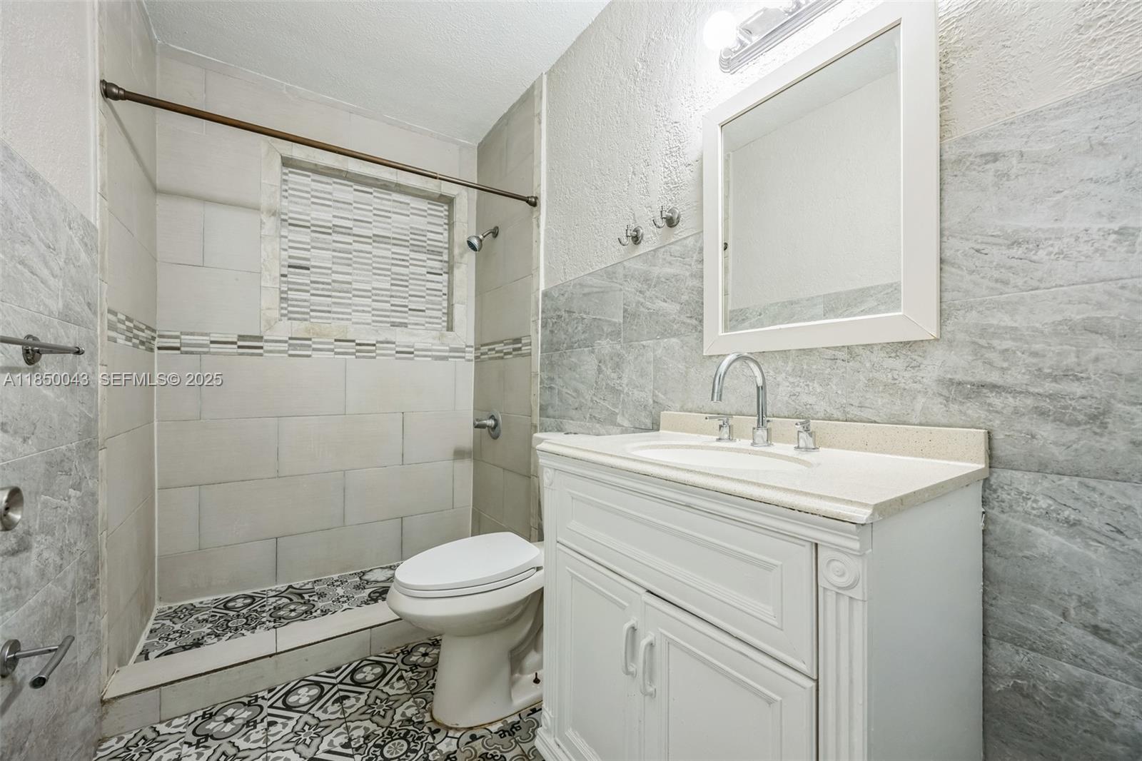 7331 Cleveland Street Hollywood, FL 33024 - Photo 12 of 14