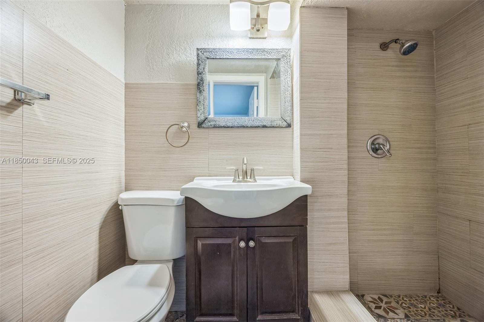 7331 Cleveland Street Hollywood, FL 33024 - Photo 13 of 14