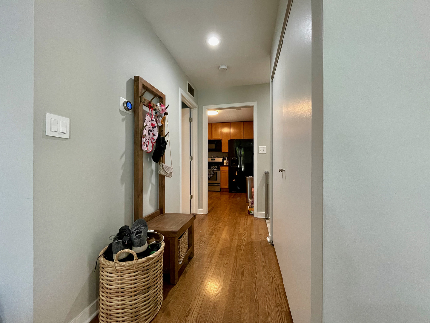 937 West Wrightwood Avenue, Unit C Chicago, IL 60614 - Photo 8 of 34