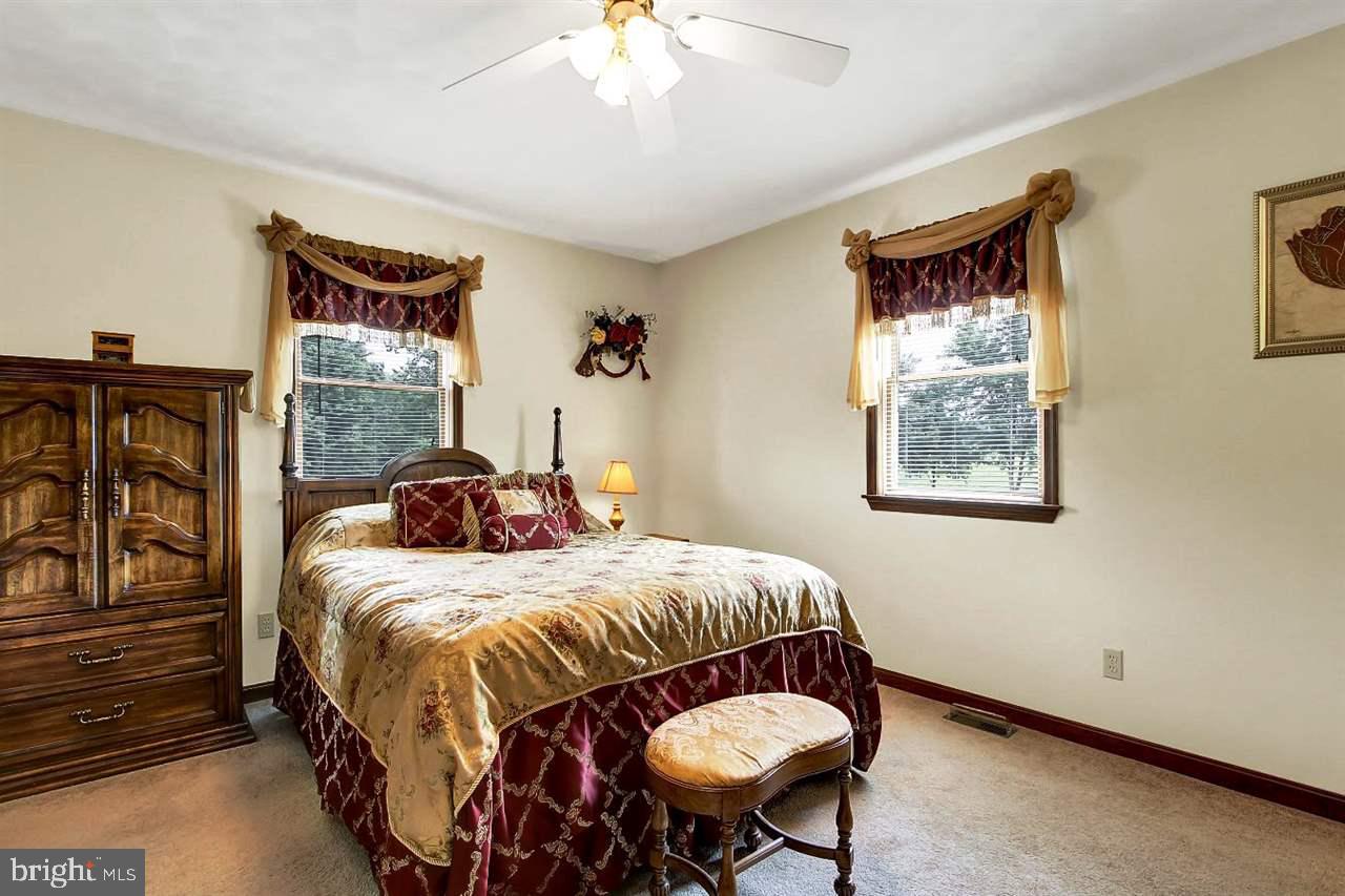 136 Mud College Road Littlestown, PA 17340 - Photo 11 of 26