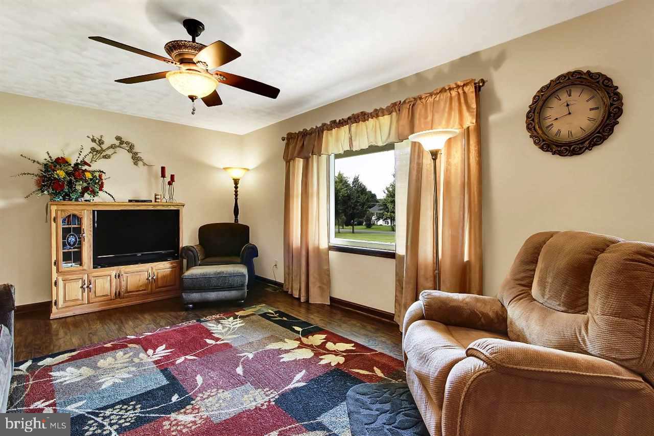 136 Mud College Road Littlestown, PA 17340 - Photo 5 of 26