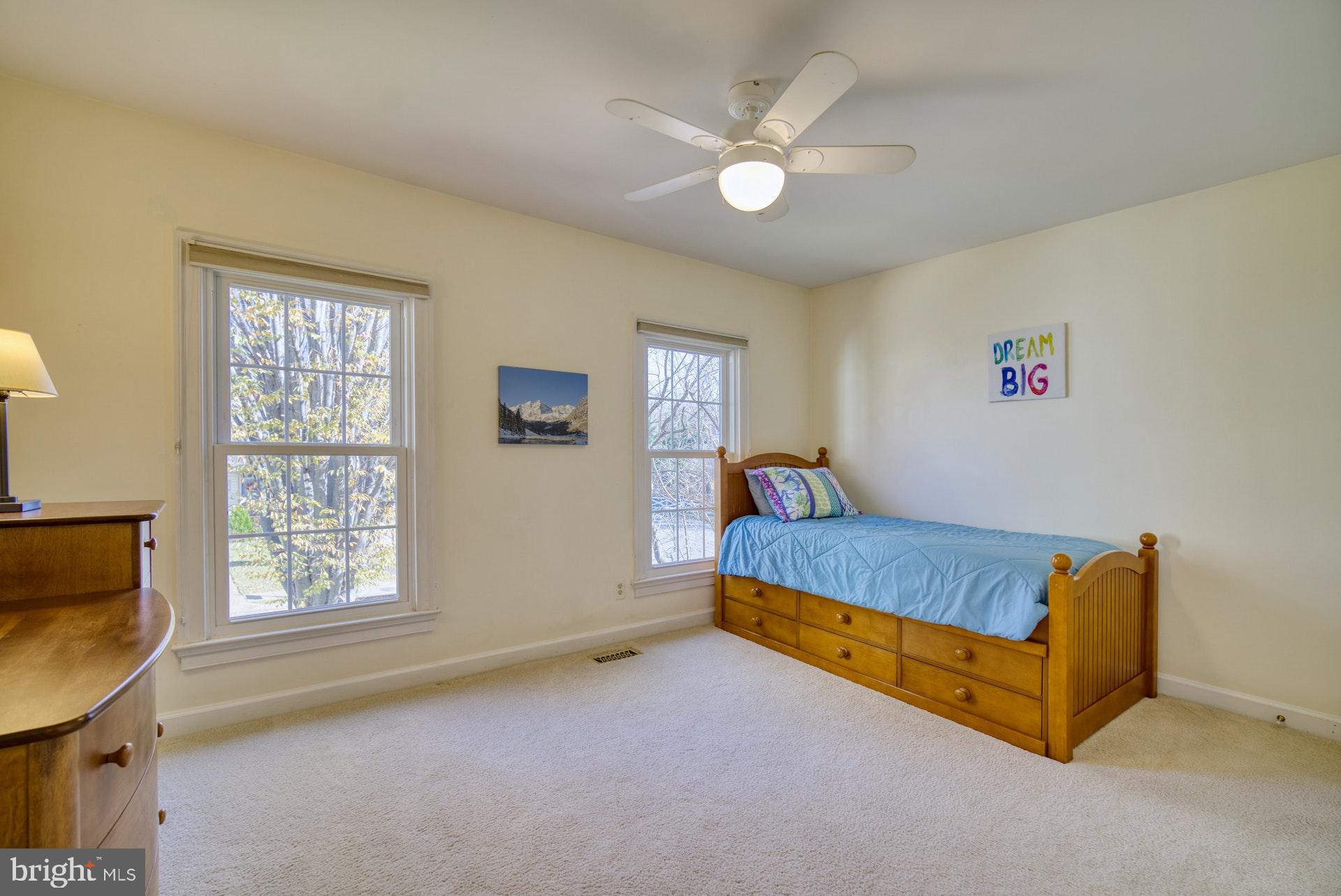 2708 Courthouse Oaks Road Vienna, VA 22181 - Photo 22 of 42 Gallery Image 22