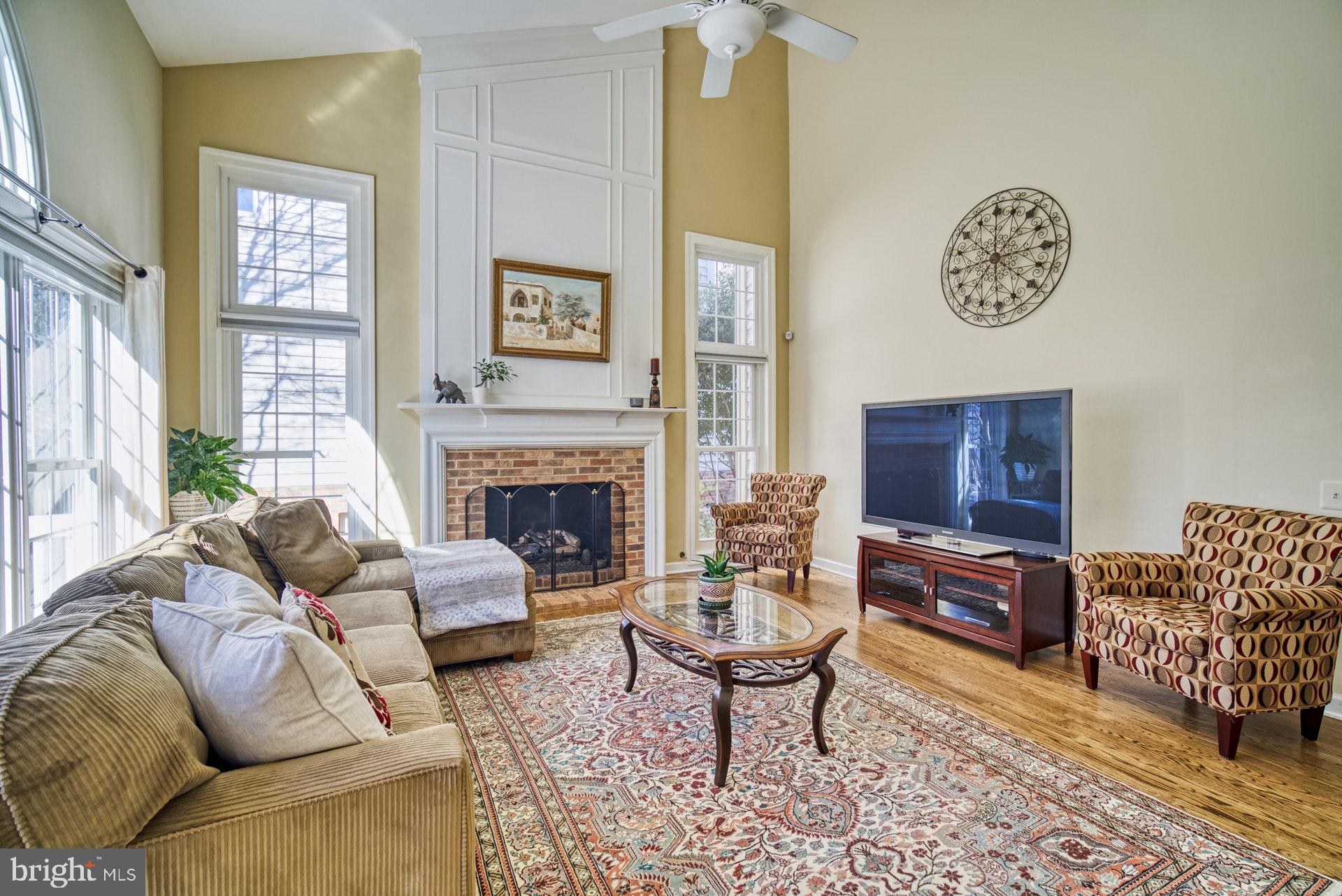 2708 Courthouse Oaks Road Vienna, VA 22181 - Photo 10 of 42 Gallery Image 10