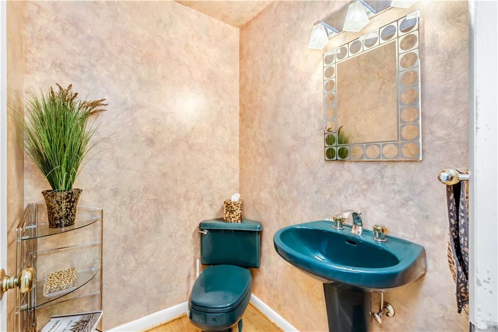 475 Miranda Road Pittsburgh, PA 15241 - Photo 12 of 25 Gallery Image 12