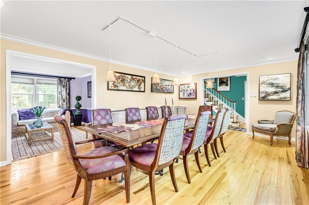 475 Miranda Road Pittsburgh, PA 15241 - Photo 3 of 25 Gallery Image 3