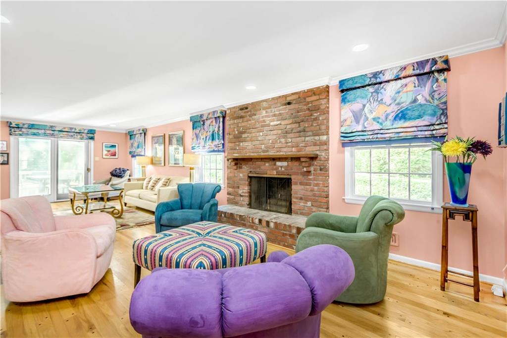 475 Miranda Road Pittsburgh, PA 15241 - Photo 8 of 25 Gallery Image 8
