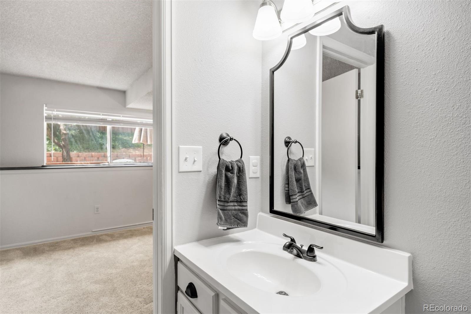 9352 Balsam Court Highlands Ranch, CO 80126 - Photo 18 of 24
