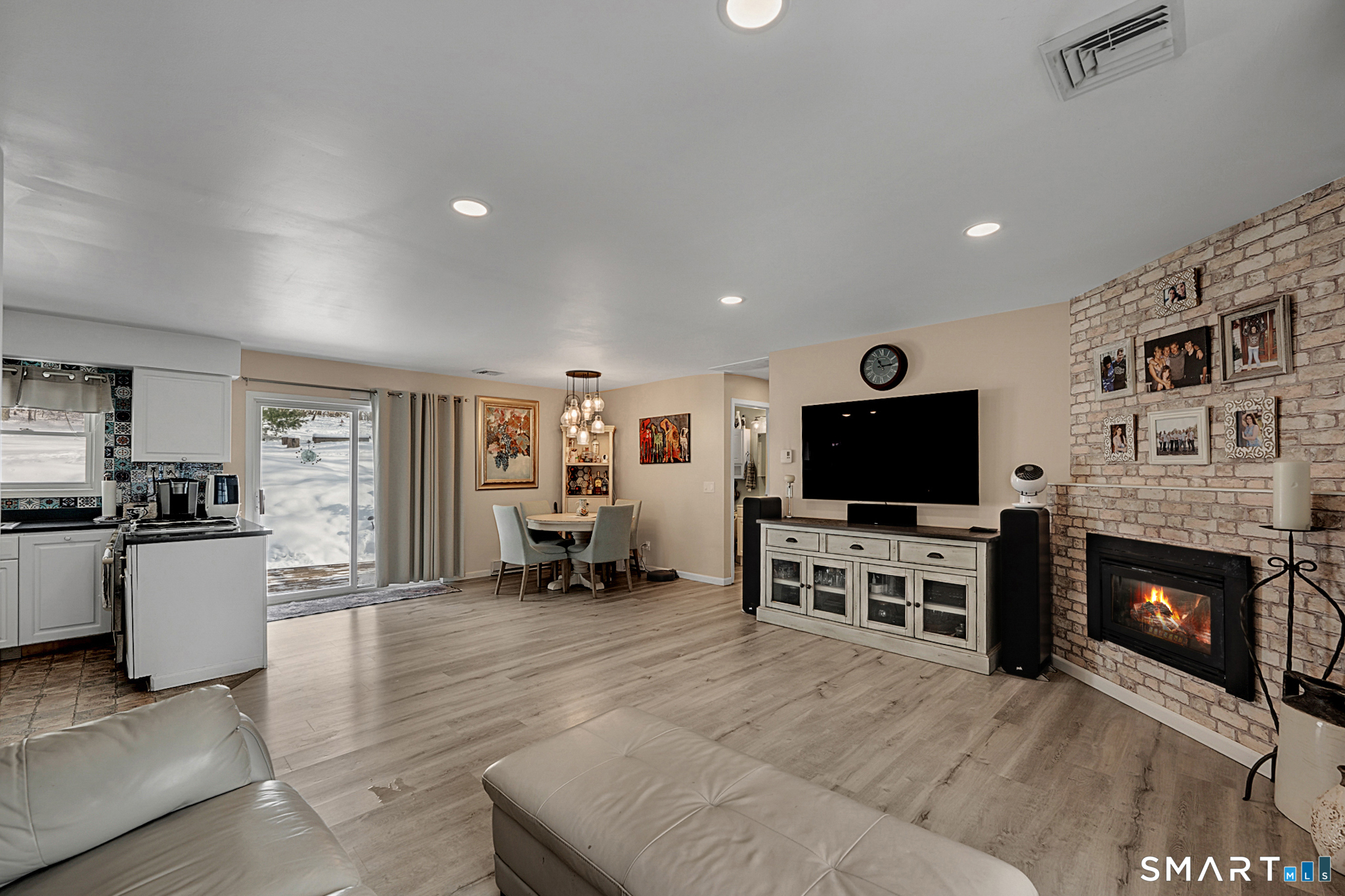 23 Keegan Road Plymouth, CT 06782 - Photo 2 of 25