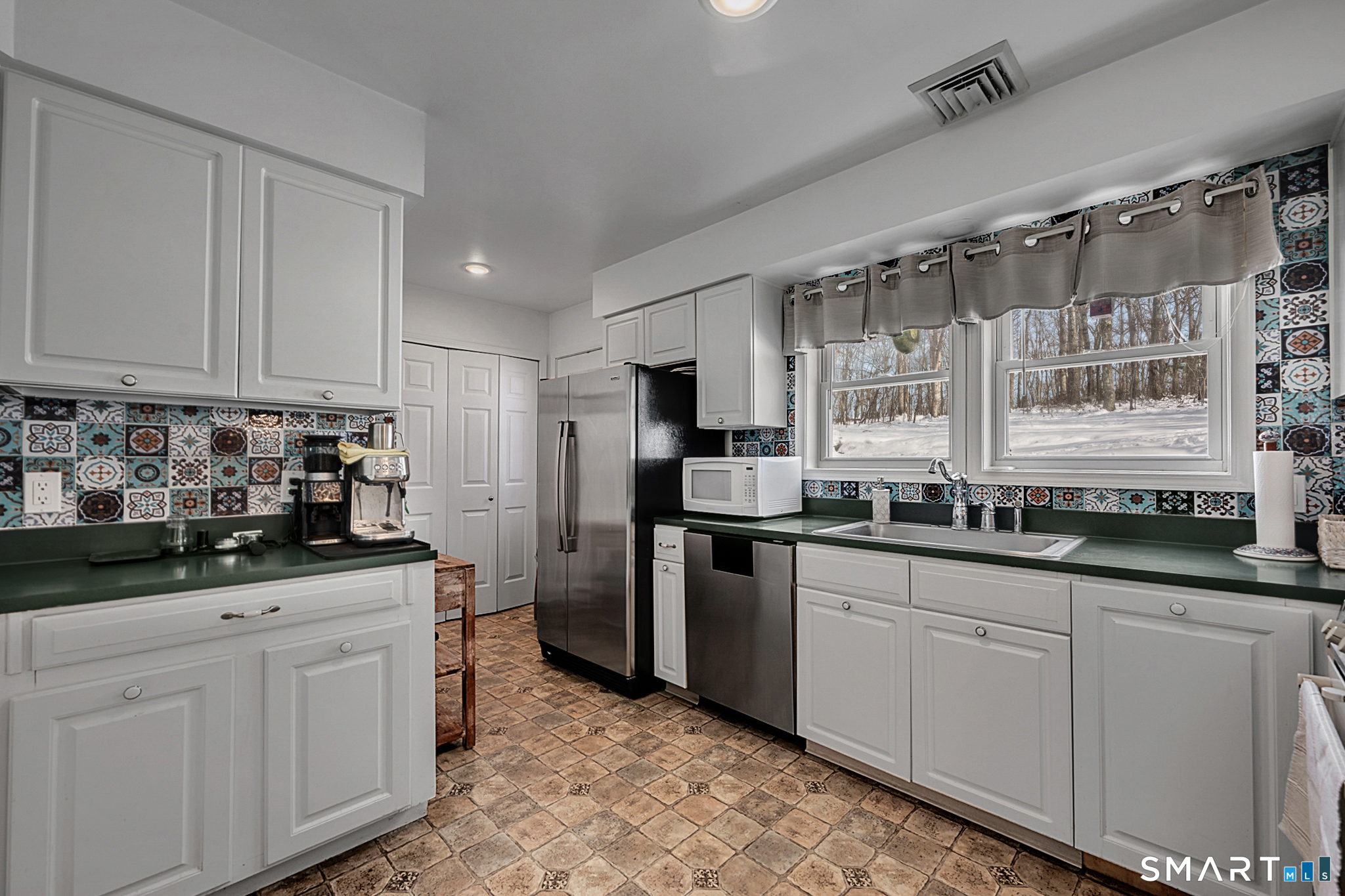 23 Keegan Road Plymouth, CT 06782 - Photo 8 of 25