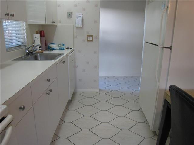 8977 Echo Lane, Unit D Boca Raton, FL 33496 - Photo 5 of 13 Photo 5