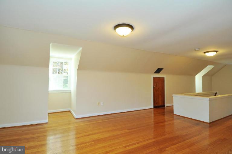 9518 St Andrews Way Silver Spring, MD 20901 - Photo 18 of 29 Master Bedroom #2
