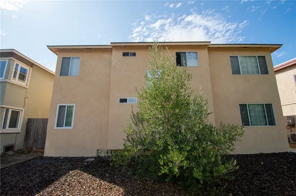 $2,225,000 | 906 East Imperial Avenue, El Segundo, CA 90245