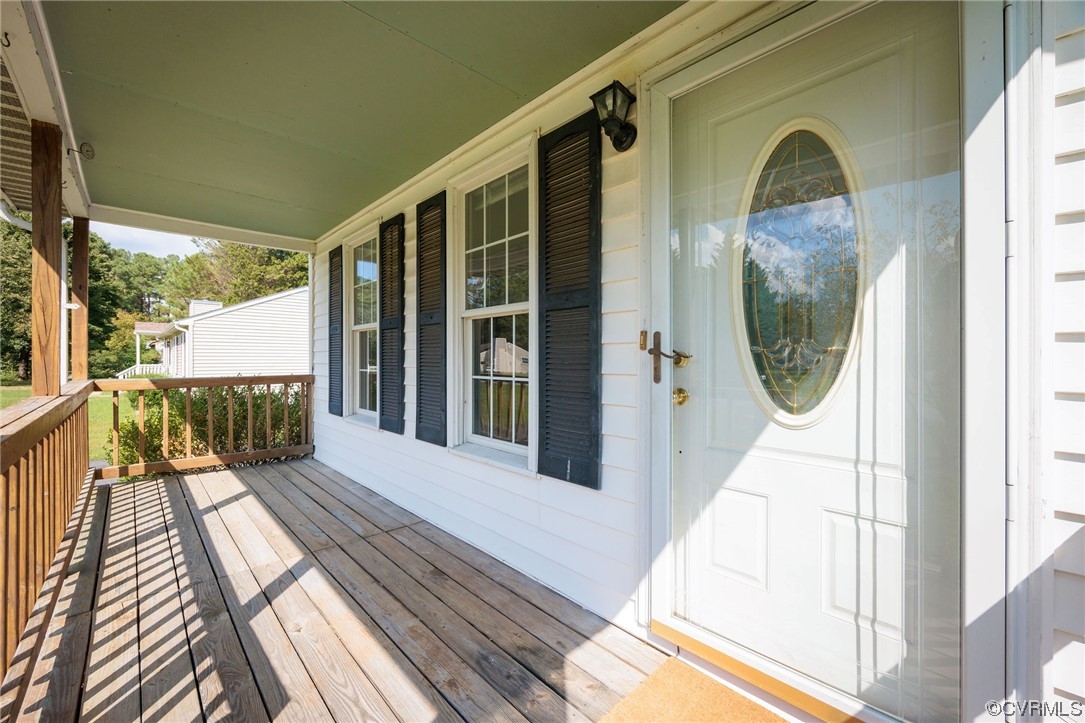 4841 Wilconna Road Chesterfield, VA 23832 - Photo 11 of 34 a view of balcony with wooden floor