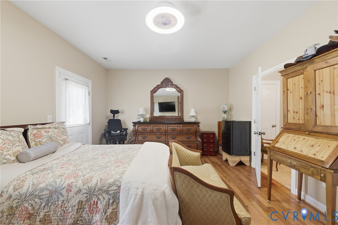 403 Oaktree Road Williamsburg, VA 23188 - Photo 19 of 32