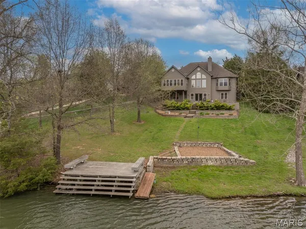 $1,325,000 | 890 Silver Fox Ridge Drive, Innsbrook, MO 63390