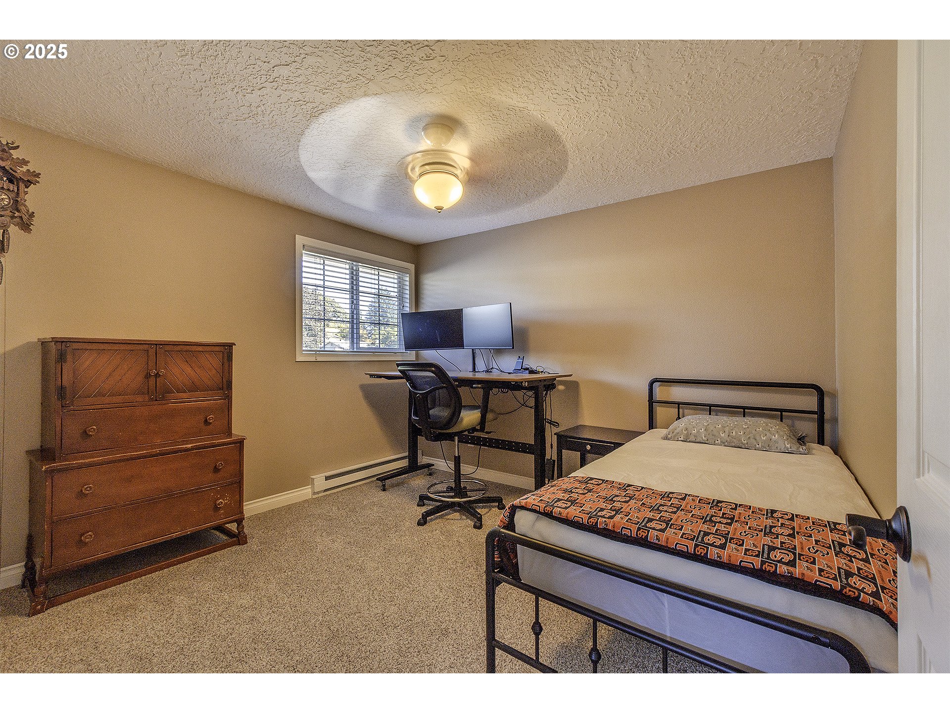 1104 Magnolia Way Forest Grove, OR 97116 - Photo 17 of 38