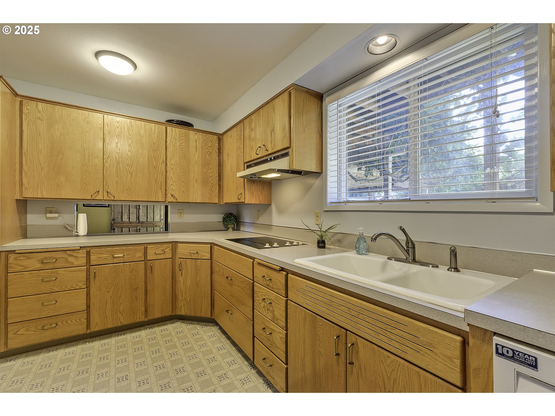 1104 Magnolia Way Forest Grove, OR 97116 - Photo 25 of 38