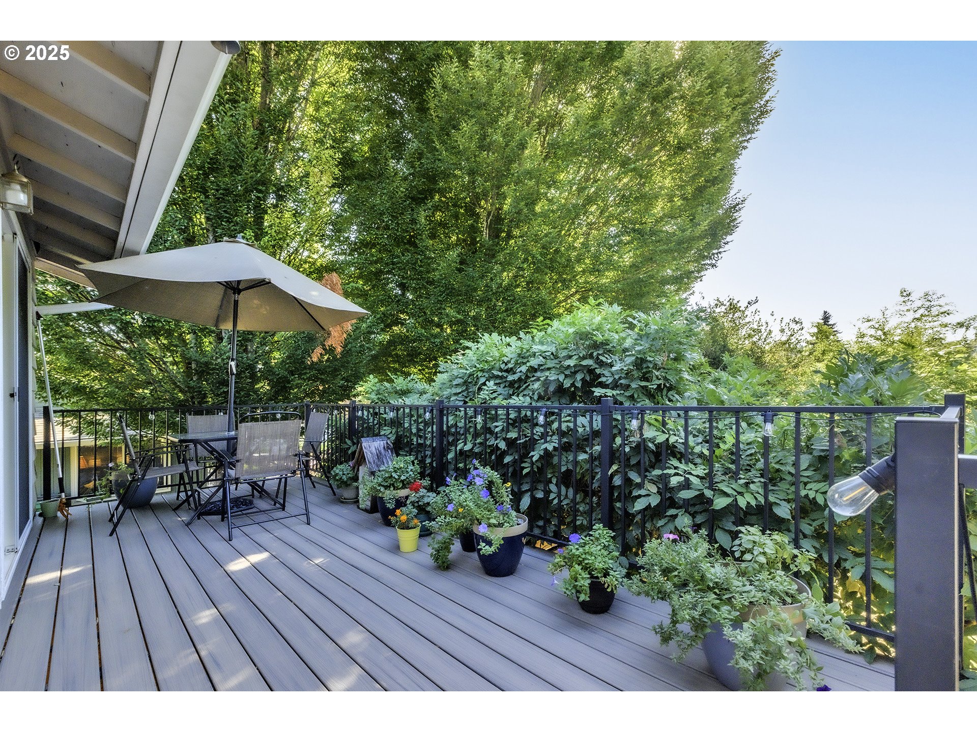 1104 Magnolia Way Forest Grove, OR 97116 - Photo 36 of 38