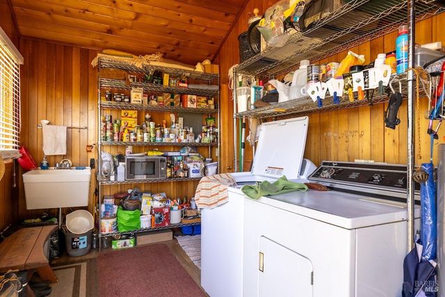 $1,100,000 | 18560 Mountain View Road, Boonville, CA 95415