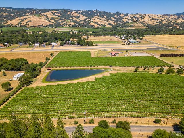 $1,100,000 | 18560 Mountain View Road, Boonville, CA 95415
