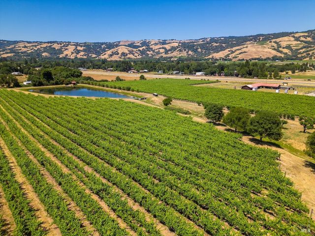 $1,100,000 | 18560 Mountain View Road, Boonville, CA 95415