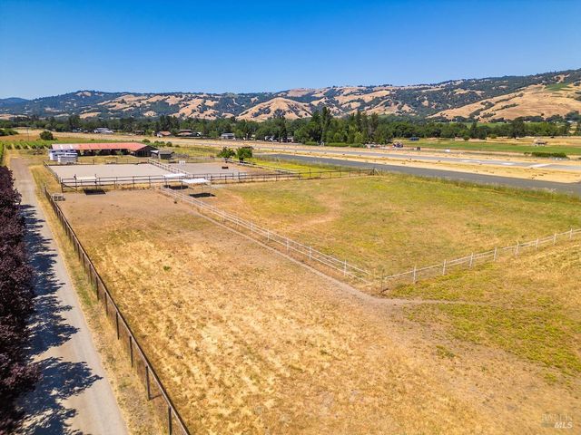 $1,100,000 | 18560 Mountain View Road, Boonville, CA 95415