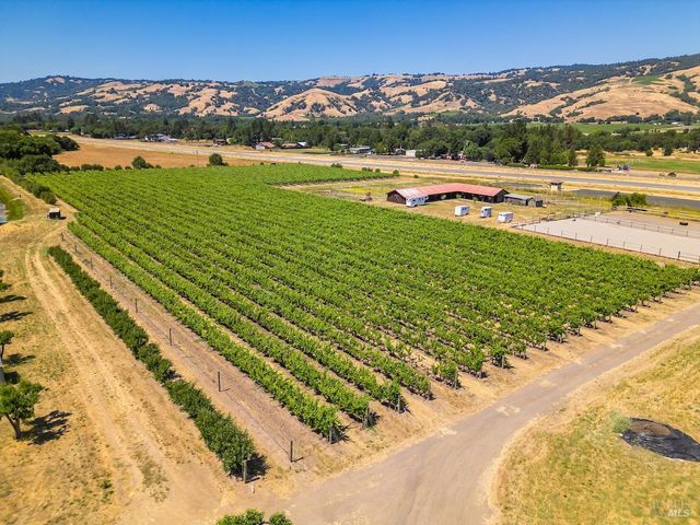 $1,100,000 | 18560 Mountain View Road, Boonville, CA 95415