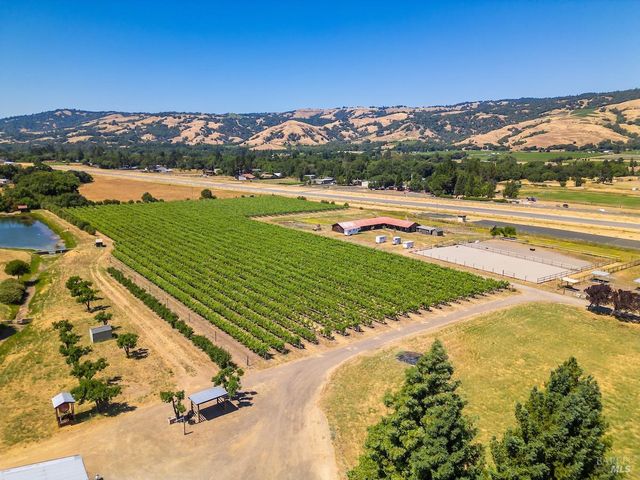 $1,100,000 | 18560 Mountain View Road, Boonville, CA 95415