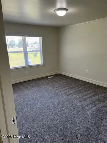 $179,000 | 158 West Contentnea Drive, Grifton, NC 28530