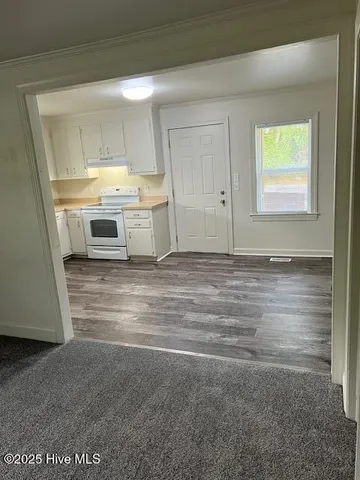 $179,000 | 158 West Contentnea Drive, Grifton, NC 28530