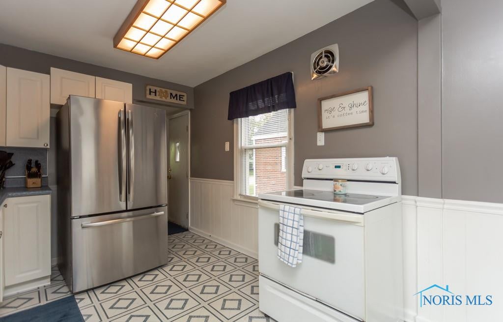 2738 Gracewood Road Toledo, OH 43613 - Photo 12 of 43 Gallery Image 12
