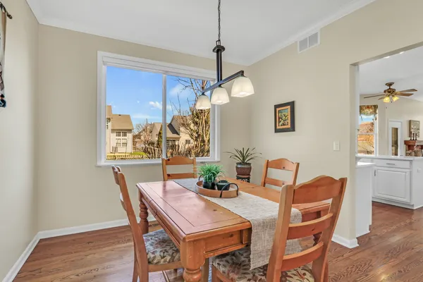 $449,000 | 460 Arlington Lane, Grayslake, IL 60030