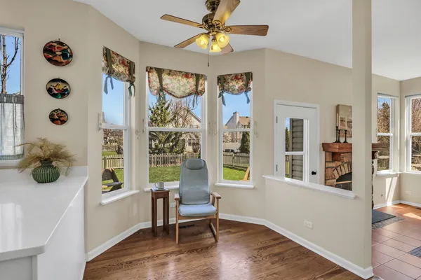 $449,000 | 460 Arlington Lane, Grayslake, IL 60030