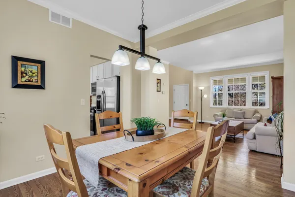 $449,000 | 460 Arlington Lane, Grayslake, IL 60030