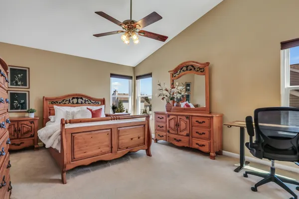 $449,000 | 460 Arlington Lane, Grayslake, IL 60030
