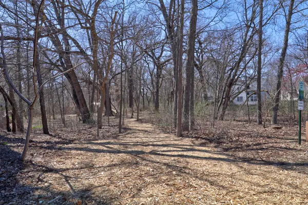 $449,000 | 460 Arlington Lane, Grayslake, IL 60030