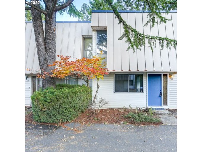 738 Southeast Rene Avenue Gresham, OR 97080 - Photo 1 of 32 Gallery Image 1