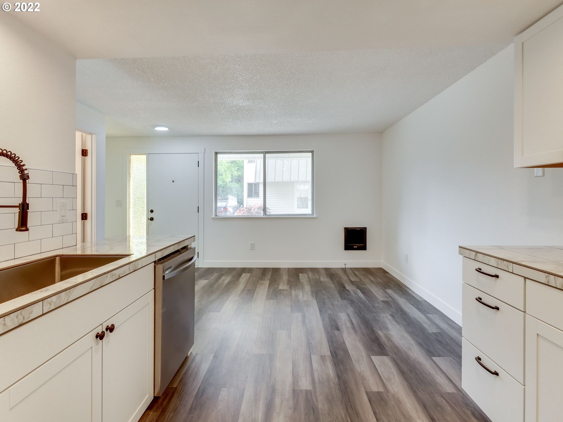 738 Southeast Rene Avenue Gresham, OR 97080 - Photo 15 of 32 Gallery Image 15
