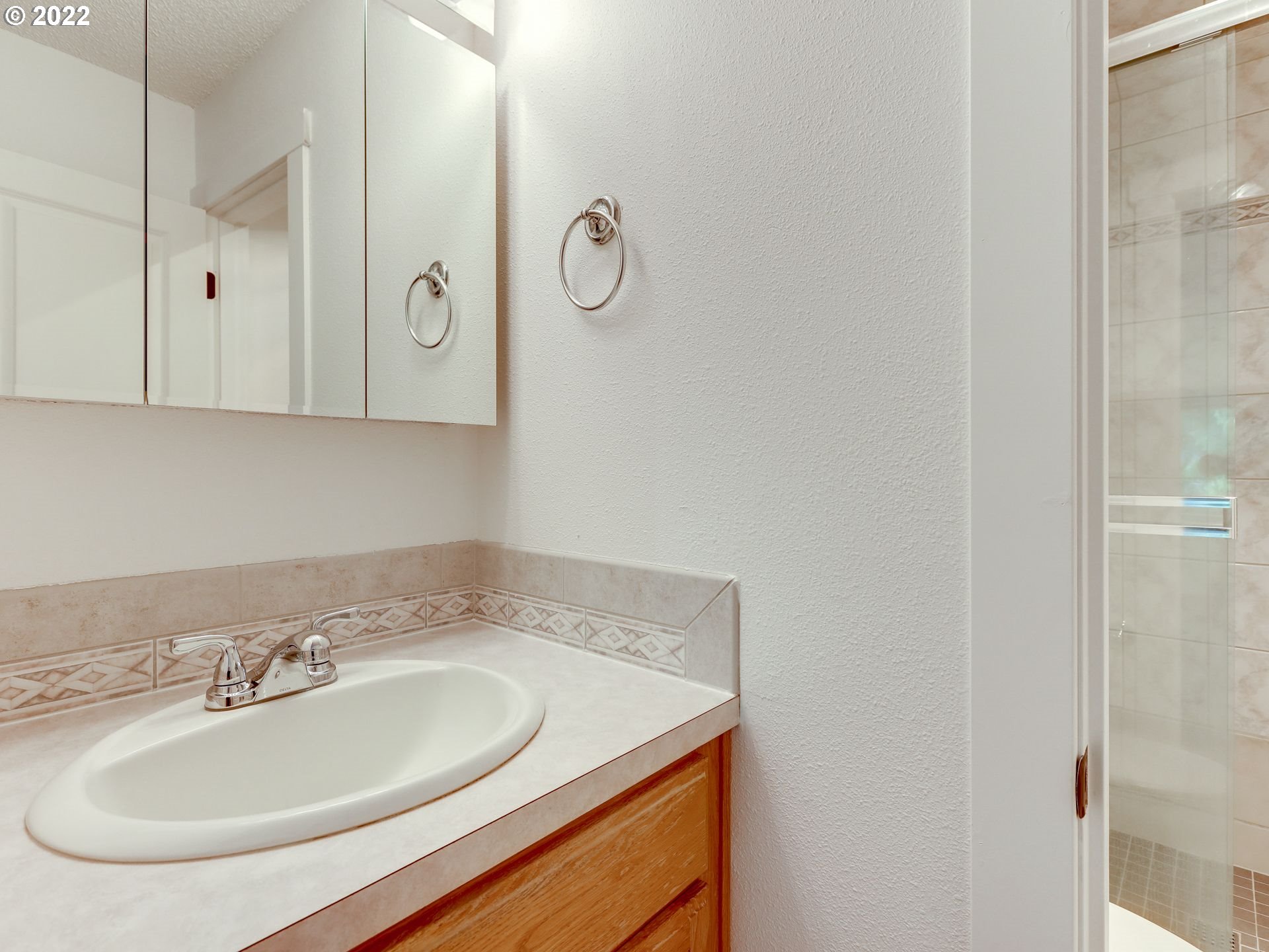 738 Southeast Rene Avenue Gresham, OR 97080 - Photo 24 of 32 Gallery Image 24