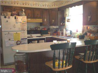 103 Burrows Street Sinking Spring, PA 19608 - Photo 4 of 6