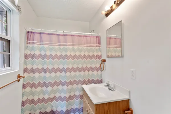 $260,000 | 123 Sequayah Drive, Fair Play, SC 29643