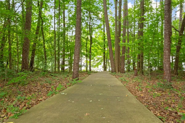 $260,000 | 123 Sequayah Drive, Fair Play, SC 29643