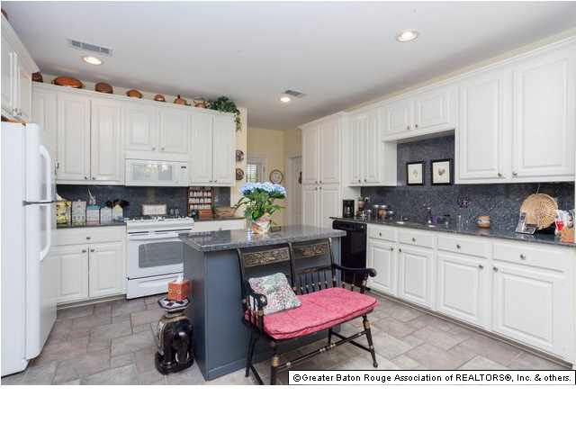 12418 Heversham Avenue Baton Rouge, LA 70810 - Photo 10 of 28 Gallery Image 10
