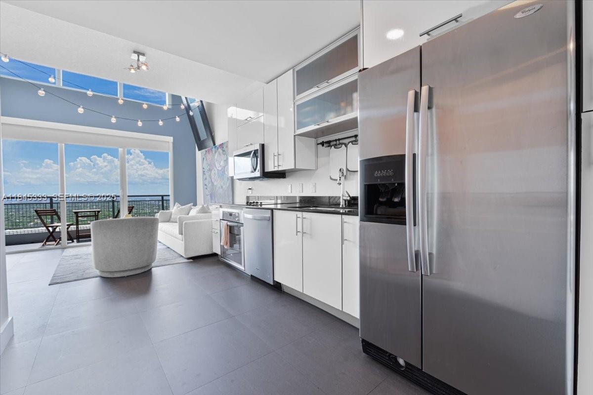 60 Southwest 13th Street, Unit 3203 Miami, FL 33130 - Photo 7 of 33