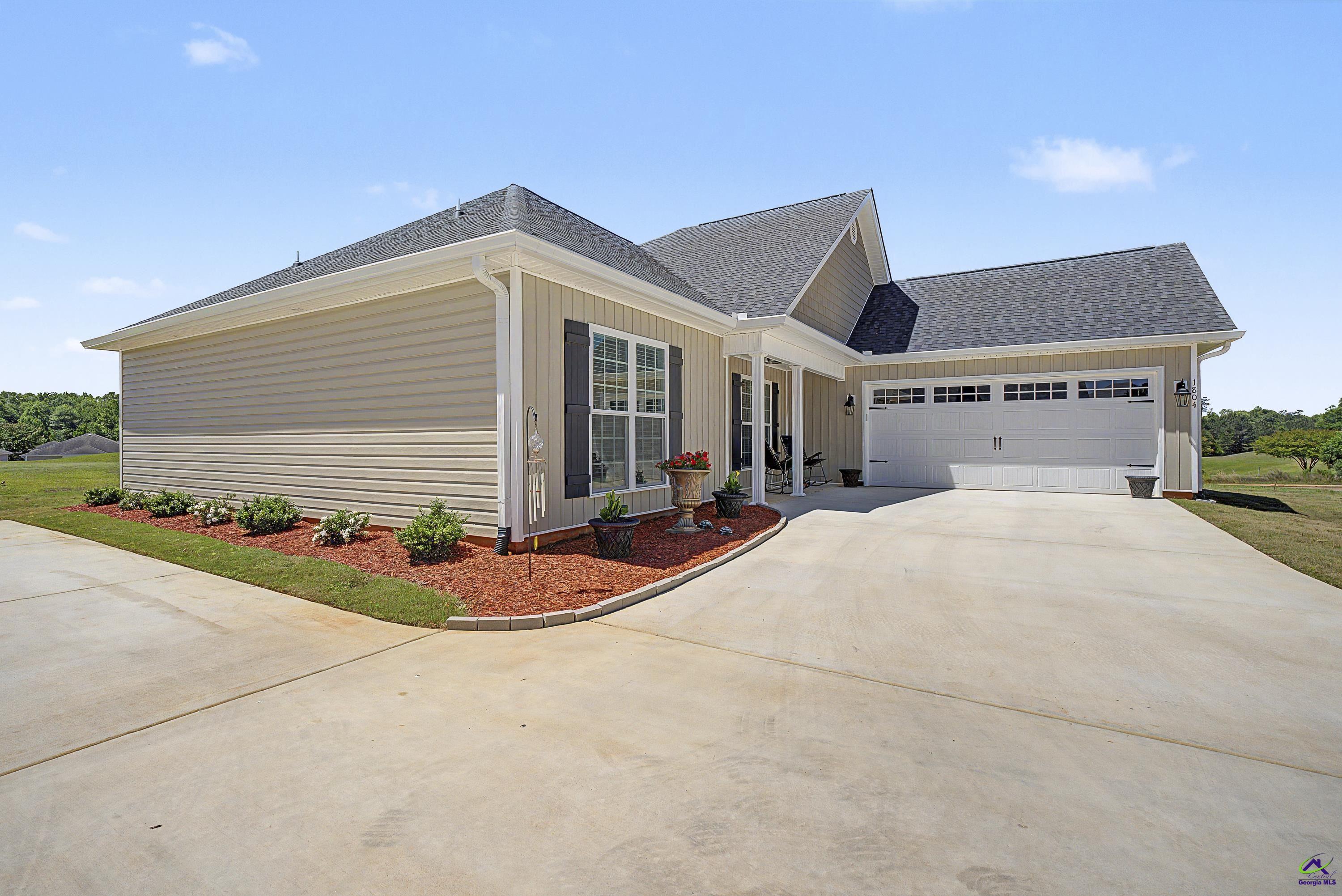 1804 Quail Ridge Lane Perry, GA 31069 - Photo 3 of 44