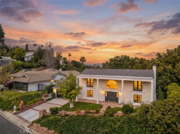 $2,999,998 | 16717 Encino Hills Drive, Encino, CA 91436